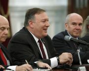 Mike Pompeo: az USA érvényesíttetni fogja Irán elleni új szankcióit