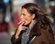 A dohányzás, a cukorbaj és a magas vérnyomás jobban növeli a nők szívrohamkockázatát