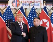 Észak-Korea: Az amerikai elnök szerint folytatják majd a tárgyalásokat