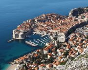 A jövőben csak elektromos taxik közlekedhetnének Dubrovnikban