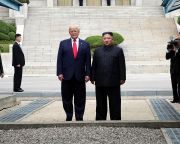 Trump: az észak-koreai vezető mindent elveszíthet, ha ellenséges