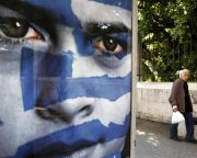 Görögország felmondja az IMF hitelszerződést és államosítja a bankokat