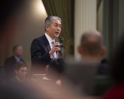 Kalifornia bocsánatot kért az ott élő japánok második világháborús internálása miatt