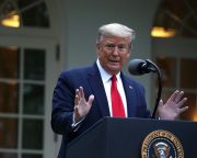Donald Trump leállítja az amerikai hozzájárulást a WHO-nak
