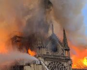 Notre-Dame - Macron megerősítette, hogy öt éven belül helyreállítják a katedrálist