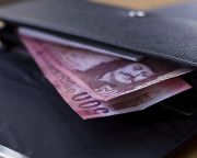 Februártól bruttó 167 400 forintra emelkedik a minimálbér