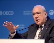 OECD: új alapokon kell újjáépíteni a világgazdaságot