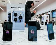 Az Apple visszavette a vezetést a kínai okostelefon-piacon a tavalyi utolsó negyedévben