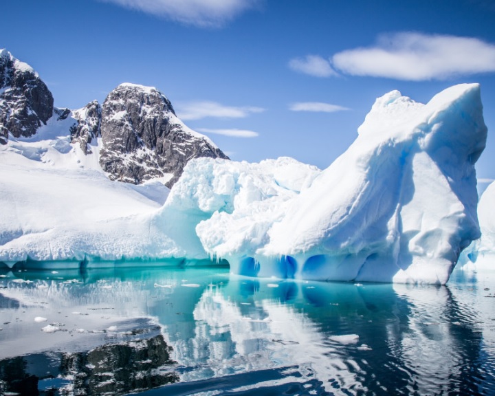 Minden eddiginél kisebbre zsugorodott az Antarktisz körüli tengeri jég