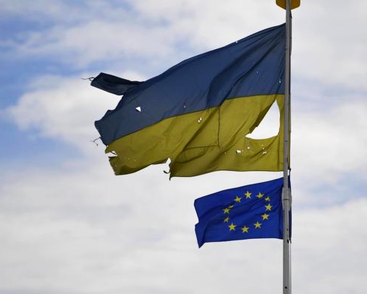 EU-csúcs: megállapodtak Ukrajna és Moldova tagjelölt státuszának megadásáról