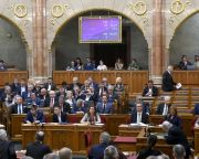 OGY - Elfogadta a parlament a 2023-as költségvetést 