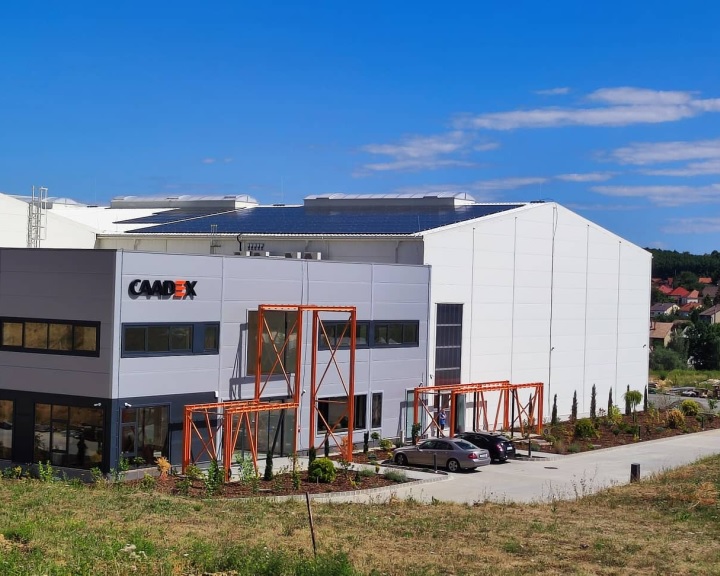Egymilliárd forintos beruházással fejlesztette kapacitását a Caadex Kft.
