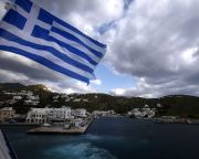 Lélegzetvételnyi levegőt Görögországnak