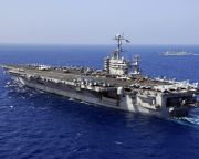 Az USA csökkenti anyahajóinak számát a Perzsa-öbölben