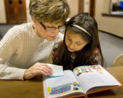 Gyakorlatiasabb olvasmányokra vált az amerikai iskolai tanterv