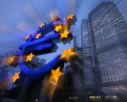 Az eurózóna felbomlását sürgeti a volt német pénzügyminiszter