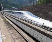 500 kilométer/órás utazósebességű mágnesvasutat mutattak be Japánban