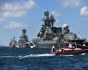 Oroszország két hadihajóval erősíti jelenlétét a Földközi-tengeren