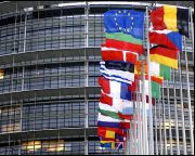 Az EP az EU-amerikai adatcsere-egyezmény felfüggesztését kéri