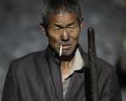 Gondban Kína - emelni kell a nyugdíjkorhatárt
