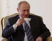 Orosz politológusok: Az idő Putyinnak dolgozik