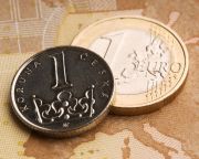 Ellenzi az euró bevezetését a csehek nagy többsége