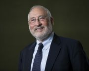 Joseph E. Stiglitz: a görög demokrácia a tét