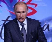 Putyin: a menekültválság oka az USA elhibázott közel-keleti politikája