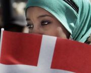 Dánia: tízből négy muszlim nem fogadja el az ország alkotmányát