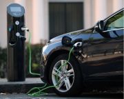 Az elektromos autózás terjedésével az áramhálózatoknak is lesznek gondjaik