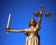 Timmermans: az Európai Unióban létfontosságú az igazságügyi rendszerek összehangolása