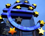 Euróövezeti valutaalap létrehozását kezdeményezte az Európai Bizottság