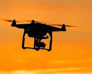 Az EP jóváhagyta a drónok biztonságos reptetését célzó szabályokat