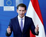 Kurz: Ausztria prioritása az illegális migráció visszaszorítása