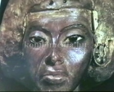 Más szemmel Tutanhamon - Mihalek Edit jegyzete