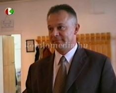 Államtitkár a 100 lépés programról( Juhász Gábor)
