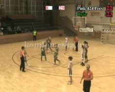 Női NB I-es kosárlabda mérkőzés Pink 424 Pécs - Győr (212.12.09)