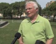 Májusfát állítottak a városházán (Szarka Elemér, Musitz Béla)