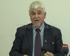 Megtartotta évindító sajtótájékoztatóját dr. Hoppál Péter és Polics József